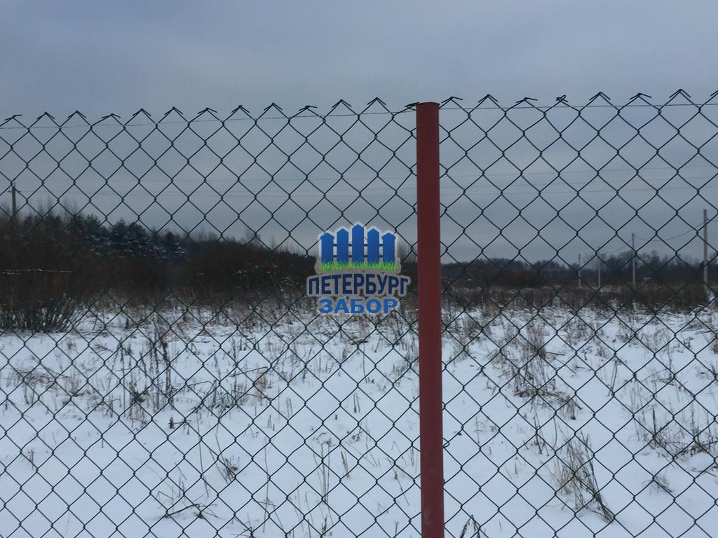 Комбинированный забор в деревне Низово